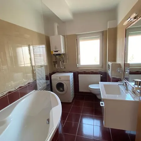 Bella Apartman Apartment Balatonfured Exterior photo